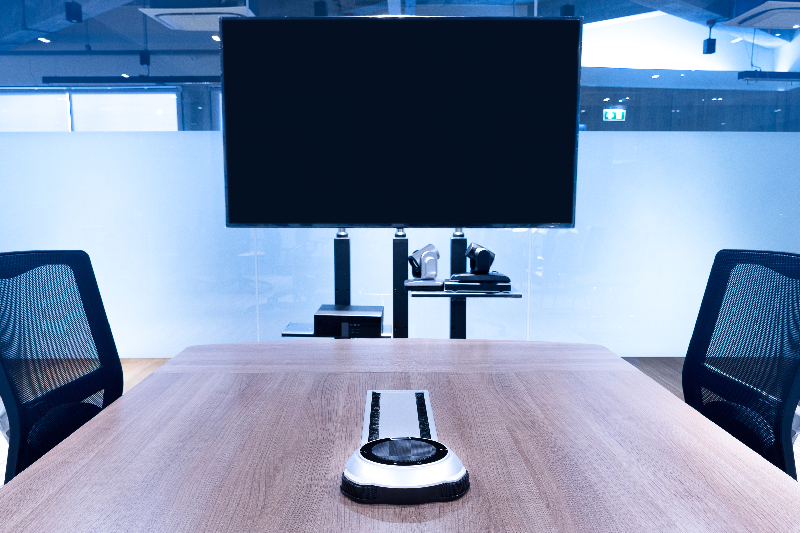 The Functionality of Delegate Conferencing System and Delegate Unit in Formal Meetings