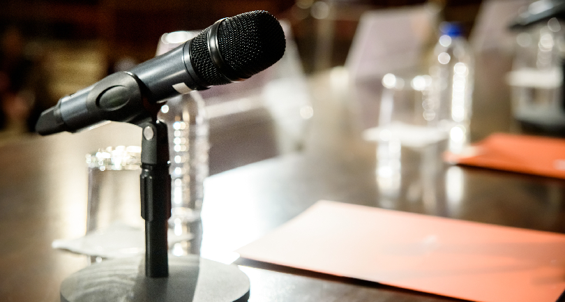 Rapid deployment, zero clutter – The Dialogue DCU Wireless Conference System